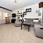 Holiday Goga Holiday home Sukosan